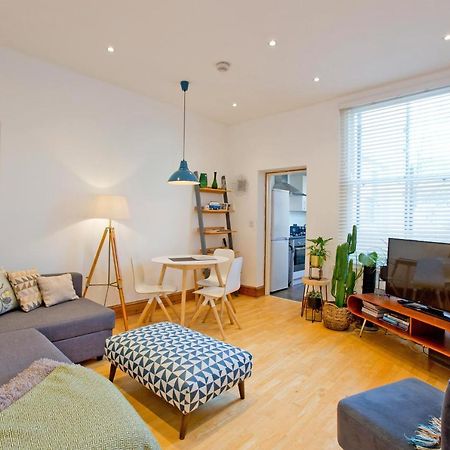 Spacious Highbury Fields 1 Bedroom Apartment - Parking By Request Londres Exterior foto